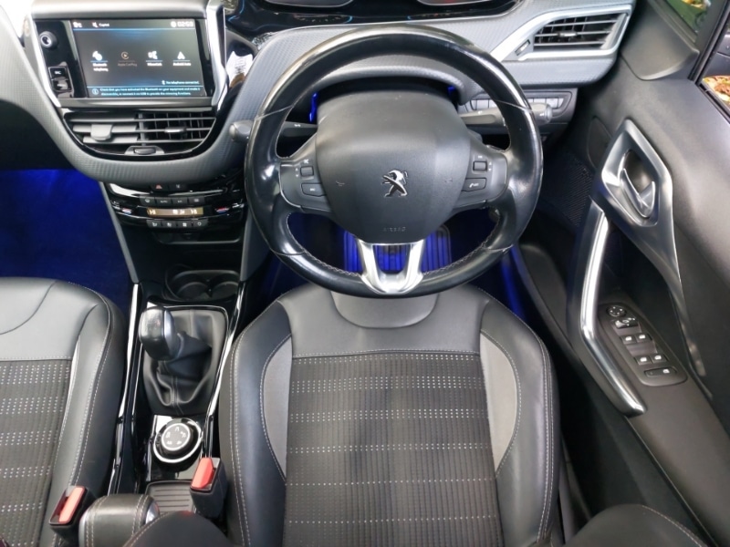 Used Peugeot 2008 2017 for sale - 76579646: Photo 7