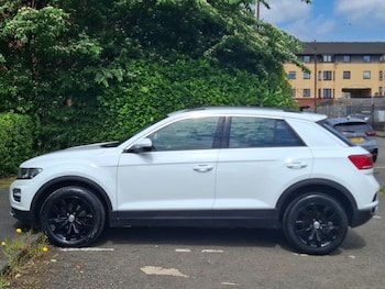 Used Volkswagen T-Roc 2020 for sale - 78983687: Photo