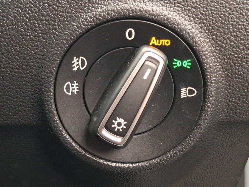 Used Volkswagen T-Roc 2021 for sale - 77767603: Photo 12