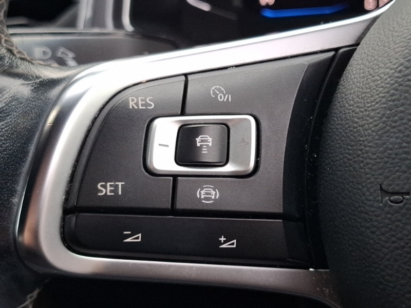 Used Volkswagen T-Roc 2021 for sale - 77767603: Photo 13