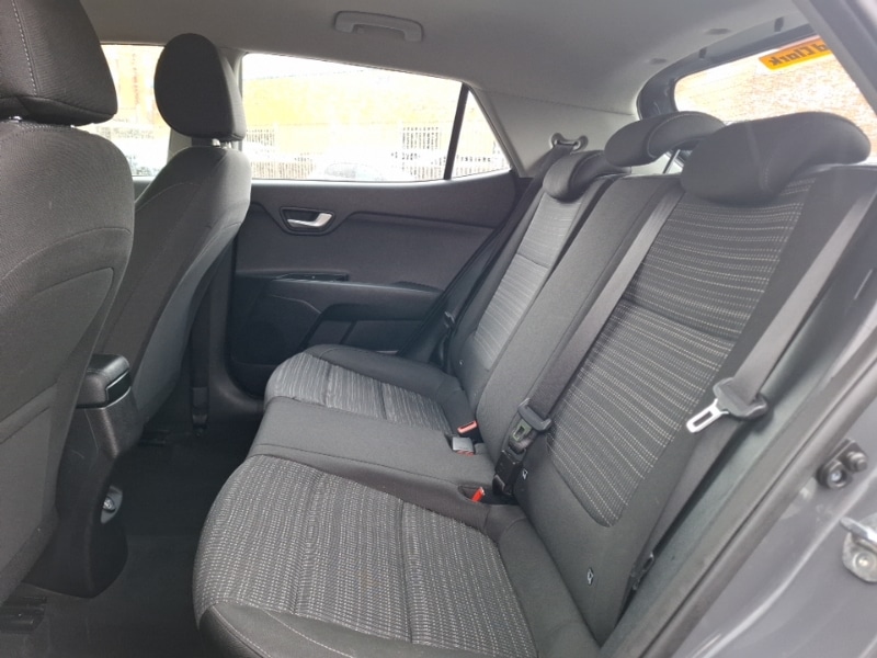 Used Kia Stonic 2023 for sale - 78071335: Photo 6