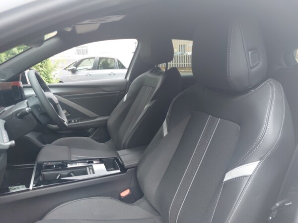Used Vauxhall Astra 2025 for sale - 75448263: Photo 5