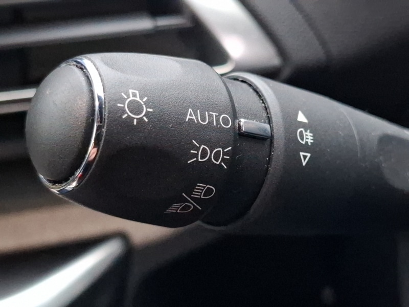 Used Peugeot 5008 2022 for sale - 77289988: Photo 13