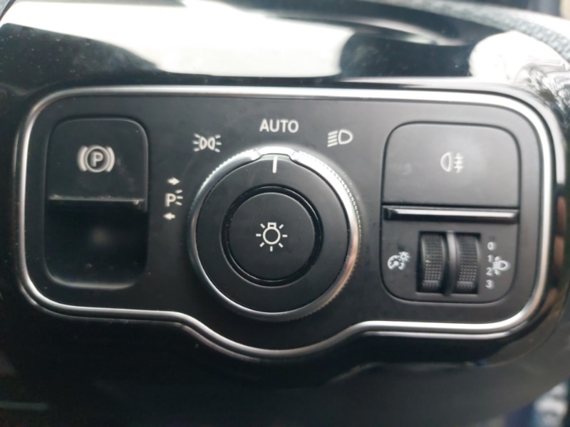 Used Mercedes-Benz A-Class 2019 for sale - 76816244: Photo 12