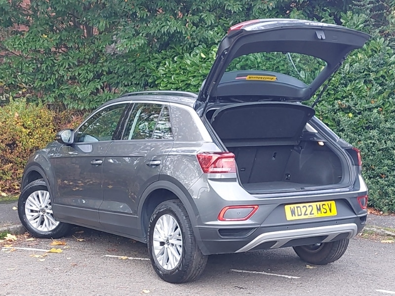 Used Volkswagen T-Roc 2022 for sale - 76354395: Photo 12