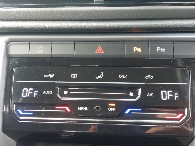 Used Volkswagen T-Roc 2022 for sale - 76354395: Photo 18