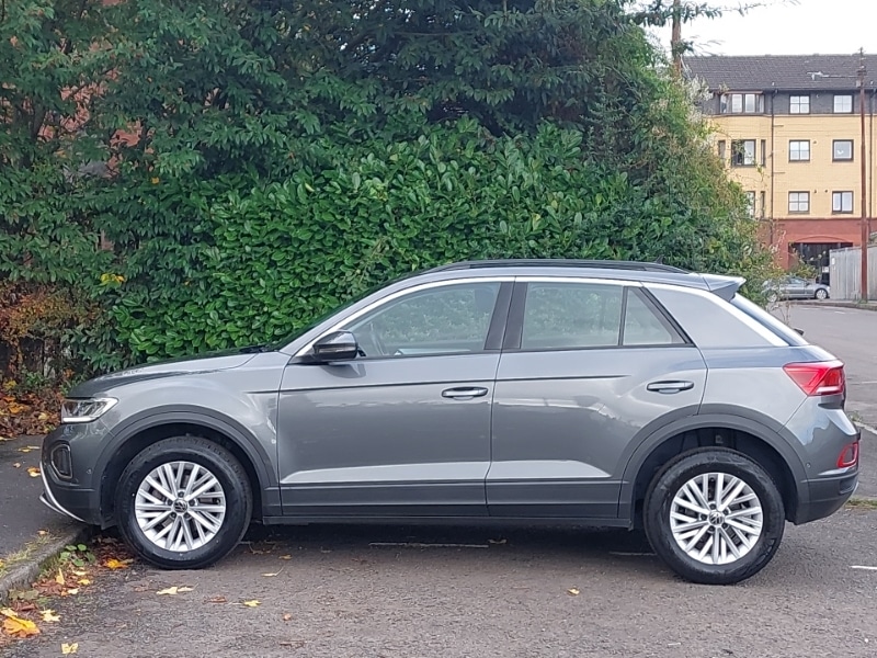 Used Volkswagen T-Roc 2022 for sale - 76354395: Photo 4