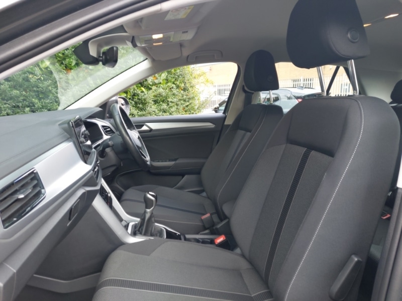 Used Volkswagen T-Roc 2022 for sale - 76354395: Photo 5