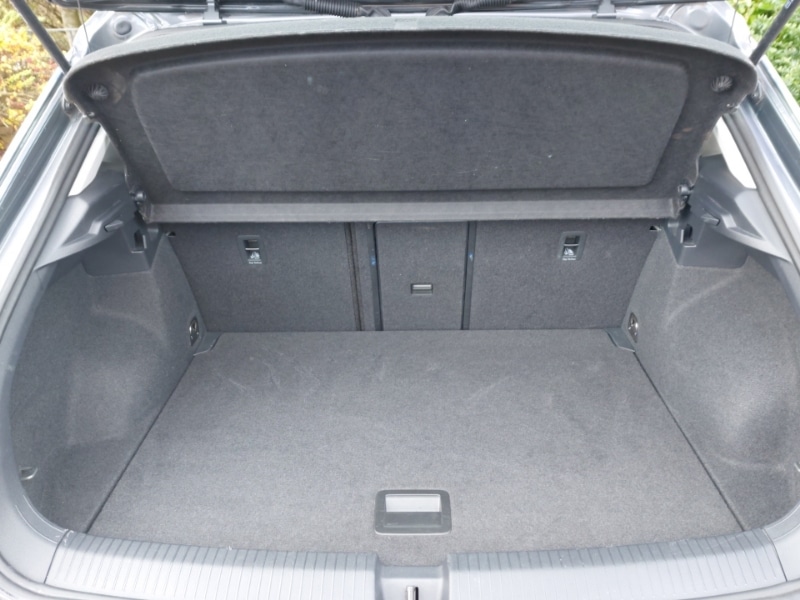 Used Volkswagen T-Roc 2022 for sale - 76354395: Photo 8