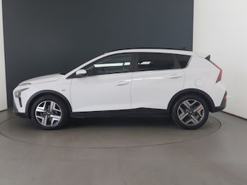 Used Hyundai BAYON 2022 for sale - 76533130: Photo