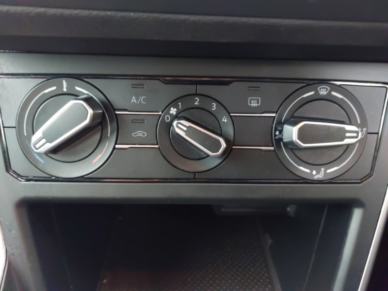Used Volkswagen Polo 2023 for sale - 76172224: Photo 16
