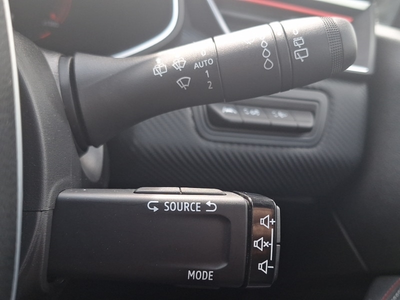 Used Renault Clio 2023 for sale - 76471794: Photo 13