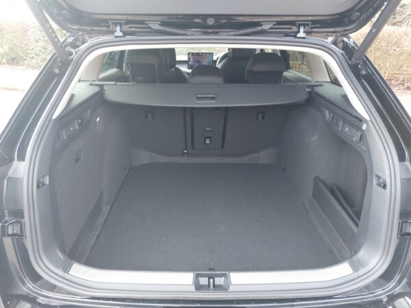 Used Skoda Superb 2024 for sale - 75000867: Photo 8