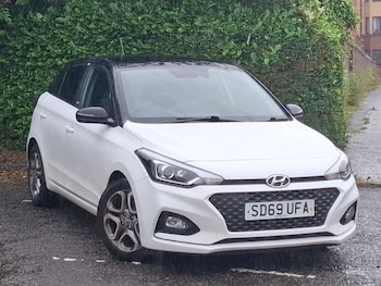 Used Hyundai i20 2019 for sale - 79126843: Photo