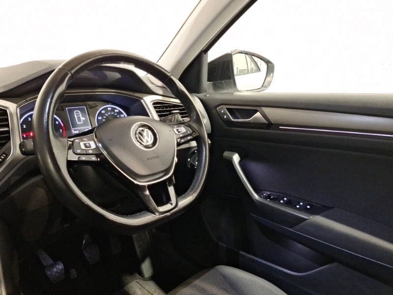 Used Volkswagen T-Roc 2020 for sale - 77166256: Photo 10