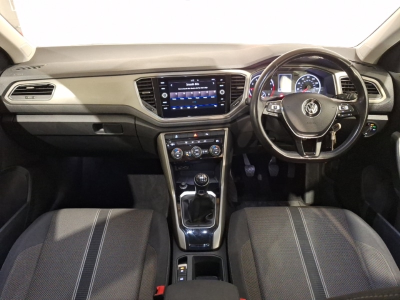 Used Volkswagen T-Roc 2020 for sale - 77166256: Photo 2