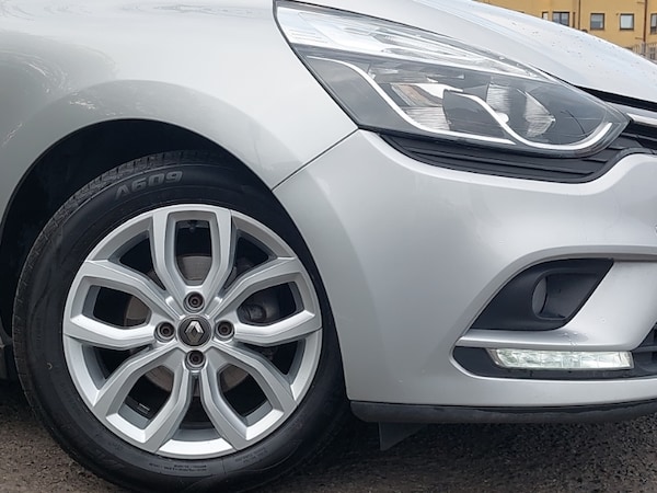 Used Renault Clio 2018 for sale - 76328838: Photo 9