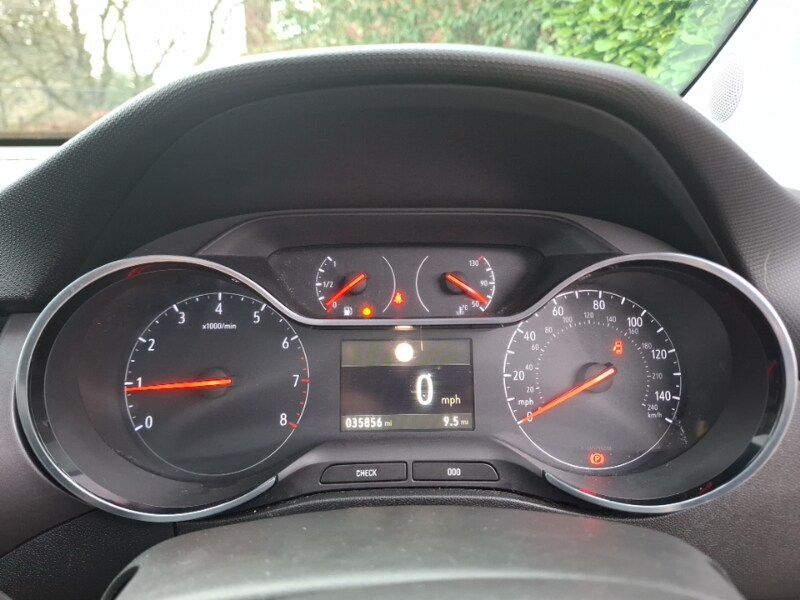 Used Vauxhall Crossland X 2018 for sale - 77815627: Photo 17