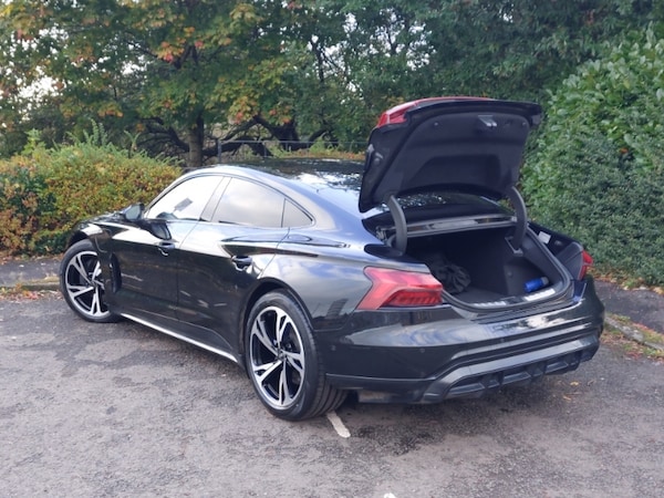 Used Audi e-tron GT 2023 for sale - 76225858: Photo 18