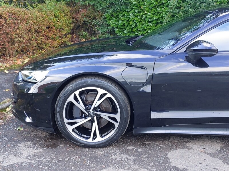 Used Audi e-tron GT 2023 for sale - 76225858: Photo 19