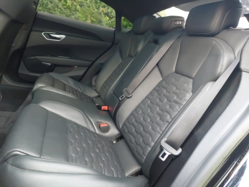 Used Audi e-tron GT 2023 for sale - 76225858: Photo 6