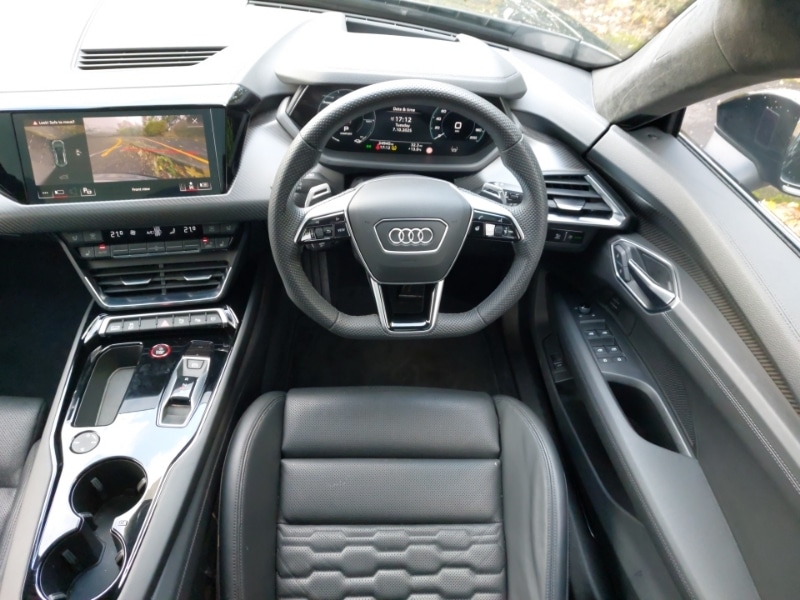Used Audi e-tron GT 2023 for sale - 76225858: Photo 7