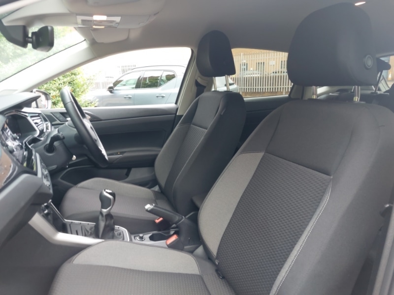 Used Volkswagen Polo 2024 for sale - 77012645: Photo 5