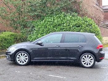 Used Volkswagen Golf 2017 for sale - 78178909: Photo