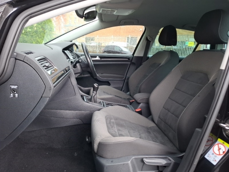 Used Volkswagen Golf 2017 for sale - 78178909: Photo 5