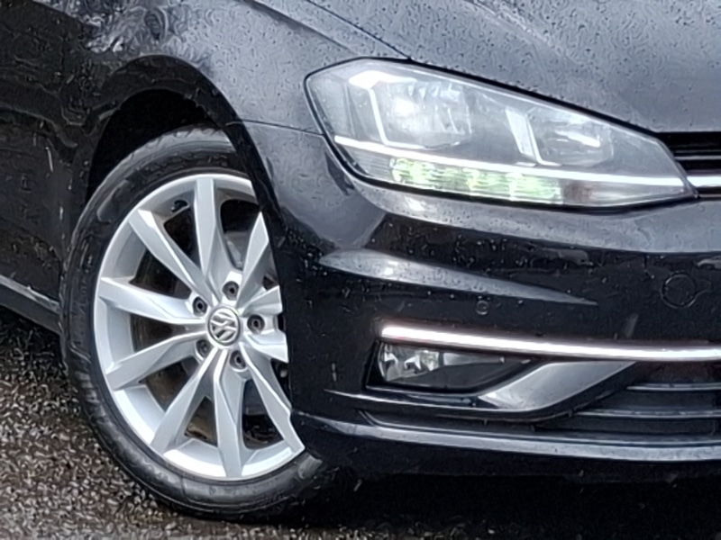 Used Volkswagen Golf 2017 for sale - 78178909: Photo 9