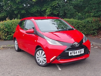 2014 - 1.0 VVT-i X-Play 5dr
