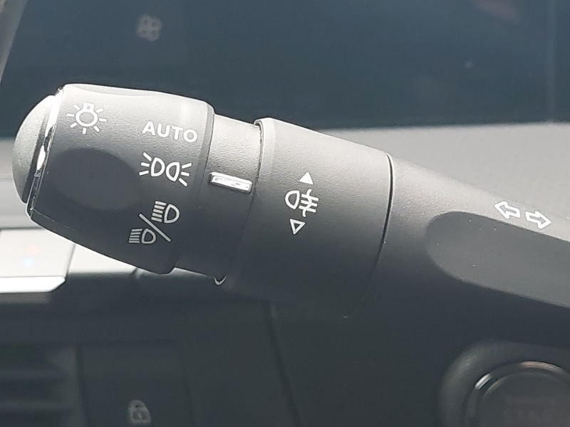 Used Vauxhall Astra 2025 for sale - 76906989: Photo 12