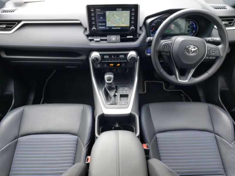 Used Toyota RAV4 2022 for sale - 76199503: Photo 2