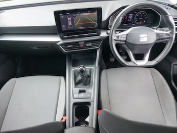 Used SEAT Leon 2024 for sale - 76160633: Photo 2