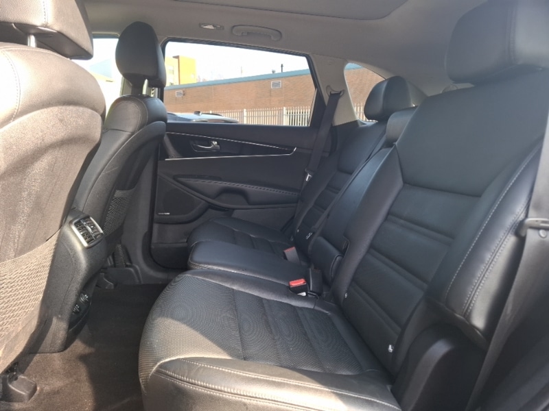 Used Kia Sorento 2018 for sale - 77987856: Photo 6