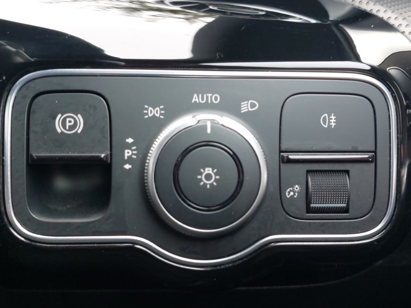 Used Mercedes-Benz CLA 2020 for sale - 76414639: Photo 14