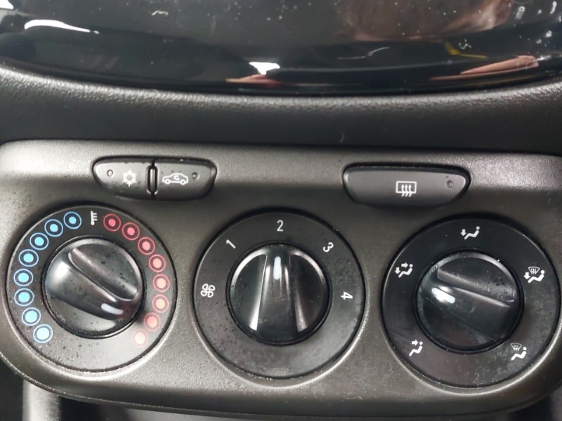 Used Vauxhall Corsa 2016 for sale - 76418927: Photo 17