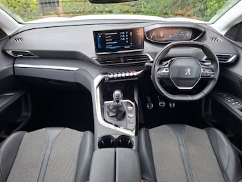 Used Peugeot 3008 2023 for sale - 79218346: Photo