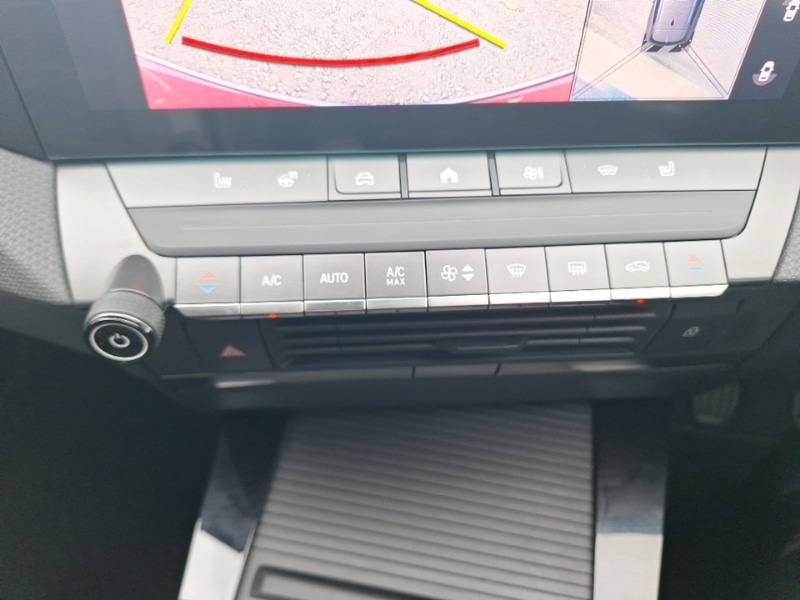 Used Vauxhall Astra 2024 for sale - 76700063: Photo 12