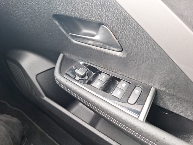 Used Vauxhall Astra 2024 for sale - 76700063: Photo 16