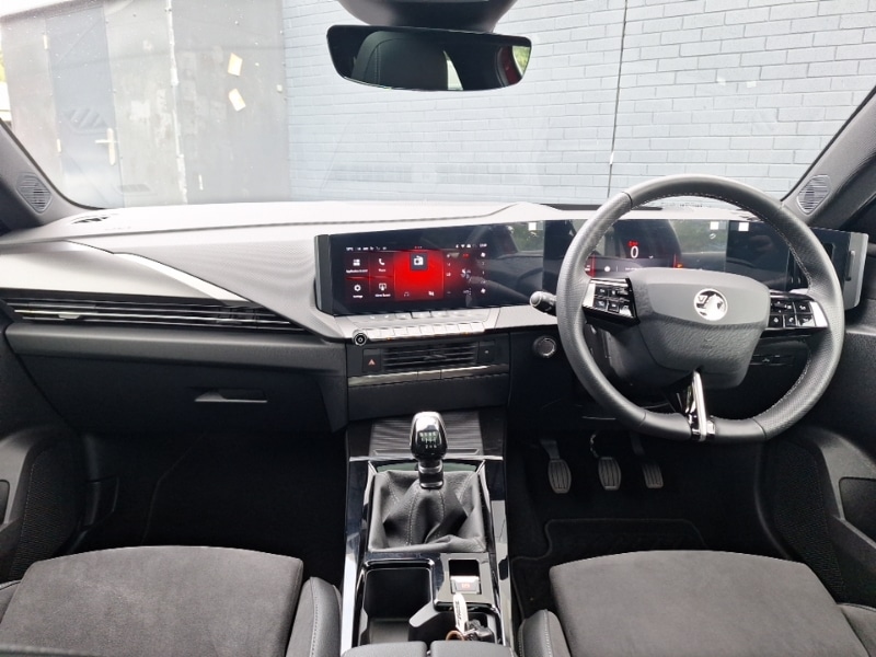 Used Vauxhall Astra 2024 for sale - 76700063: Photo 2