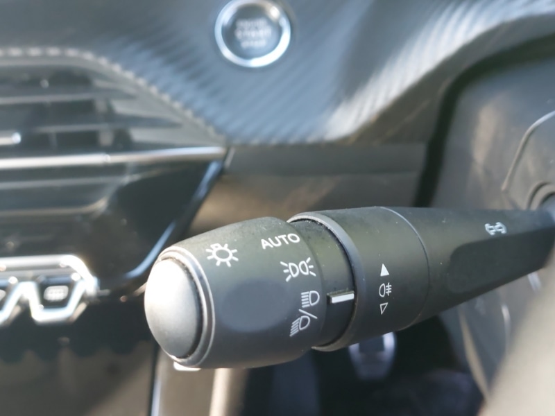 Used Peugeot 208 2023 for sale - 77035186: Photo 14