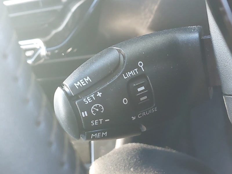 Used Peugeot 208 2023 for sale - 77035186: Photo 15