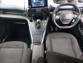 Used Peugeot Rifter 2019 for sale - 76427632: Photo