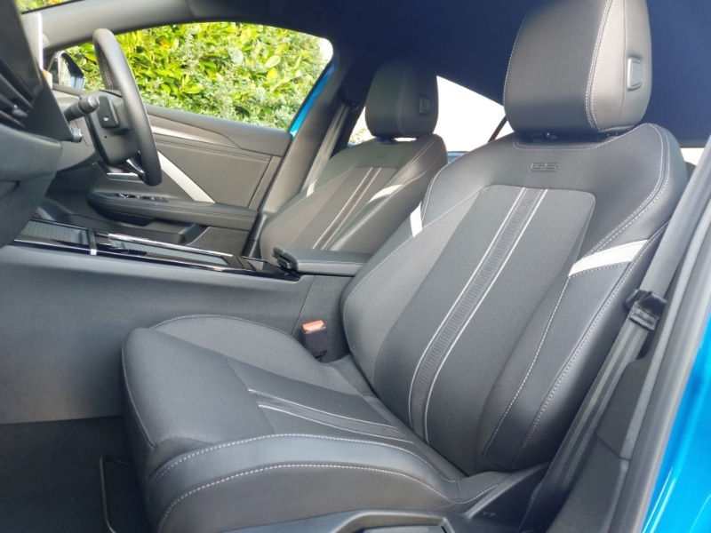 Used Vauxhall Astra 2023 for sale - 76925319: Photo 5