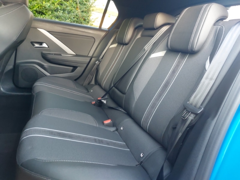 Used Vauxhall Astra 2023 for sale - 76925319: Photo 6