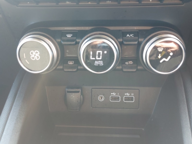 Used Renault Clio 2023 for sale - 76427701: Photo 18