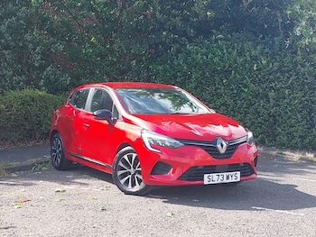 Used Renault Clio 2023 for sale - 76427701: Photo