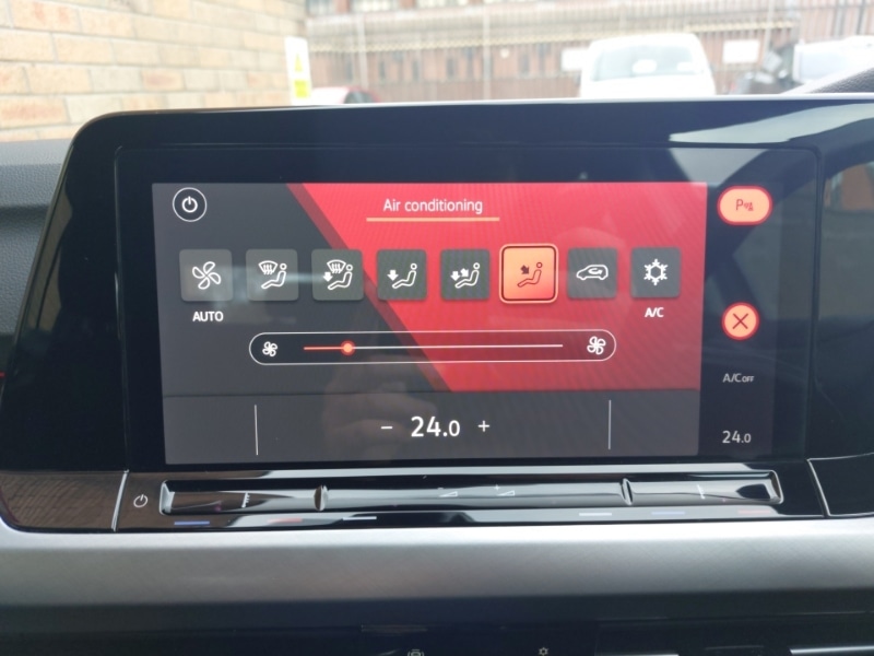 Used Volkswagen Golf 2024 for sale - 76951687: Photo 17