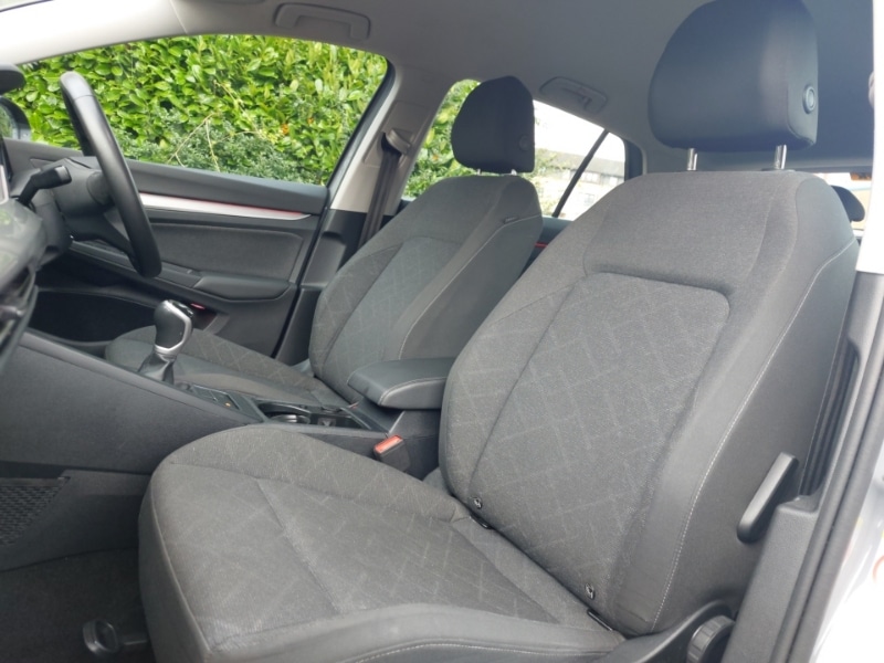 Used Volkswagen Golf 2024 for sale - 76951687: Photo 5